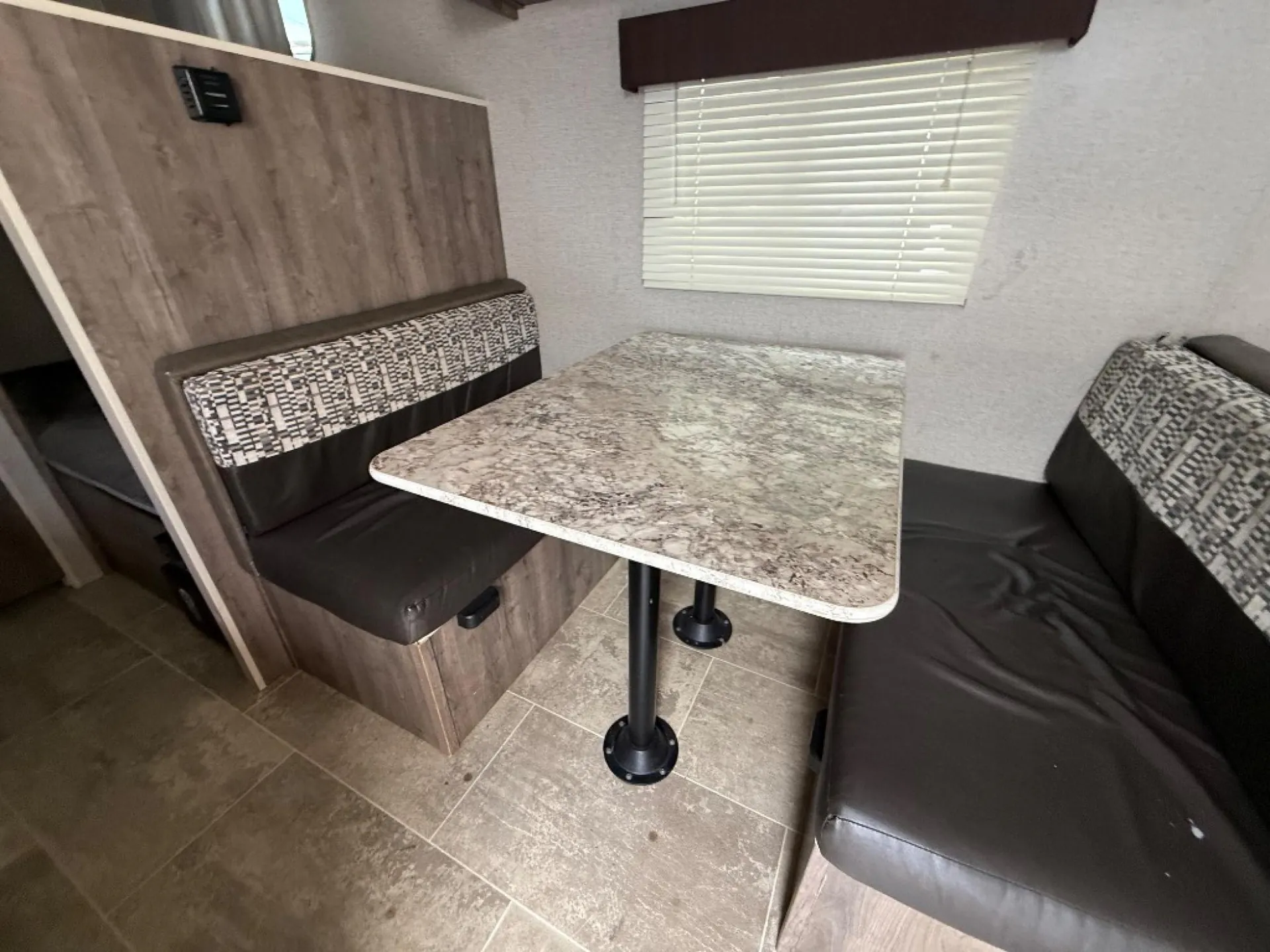 2019 Dutchmen Aspen Trail 1760BH - Photo 3