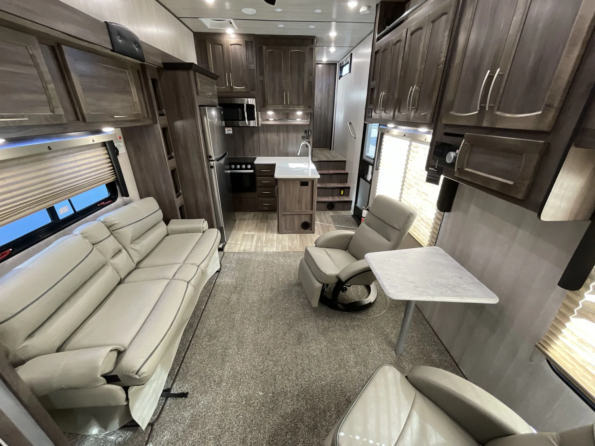 2024 Genesis Supreme Vortex IKS 3818IKS — living area main