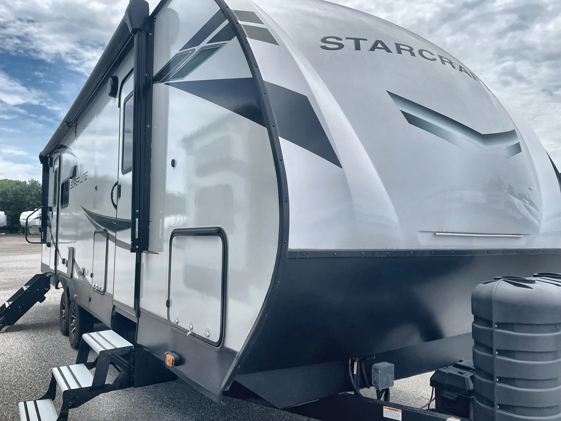 2024 Starcraft Super Lite 252RB dealer photo 1 from Camping World