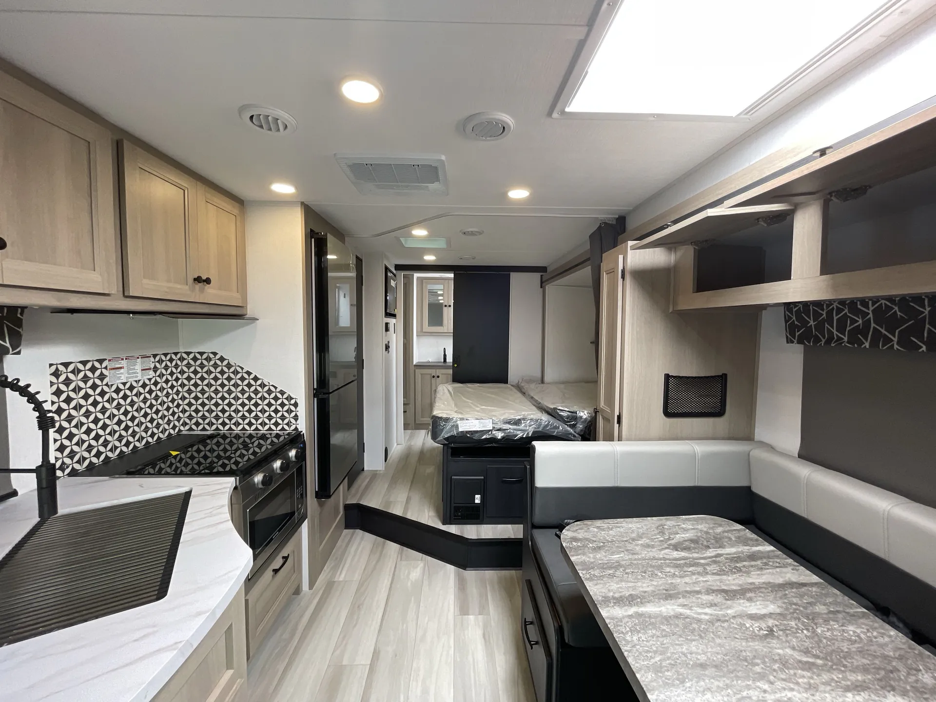 2025 Forest River Sunseeker 2440DS — living area main