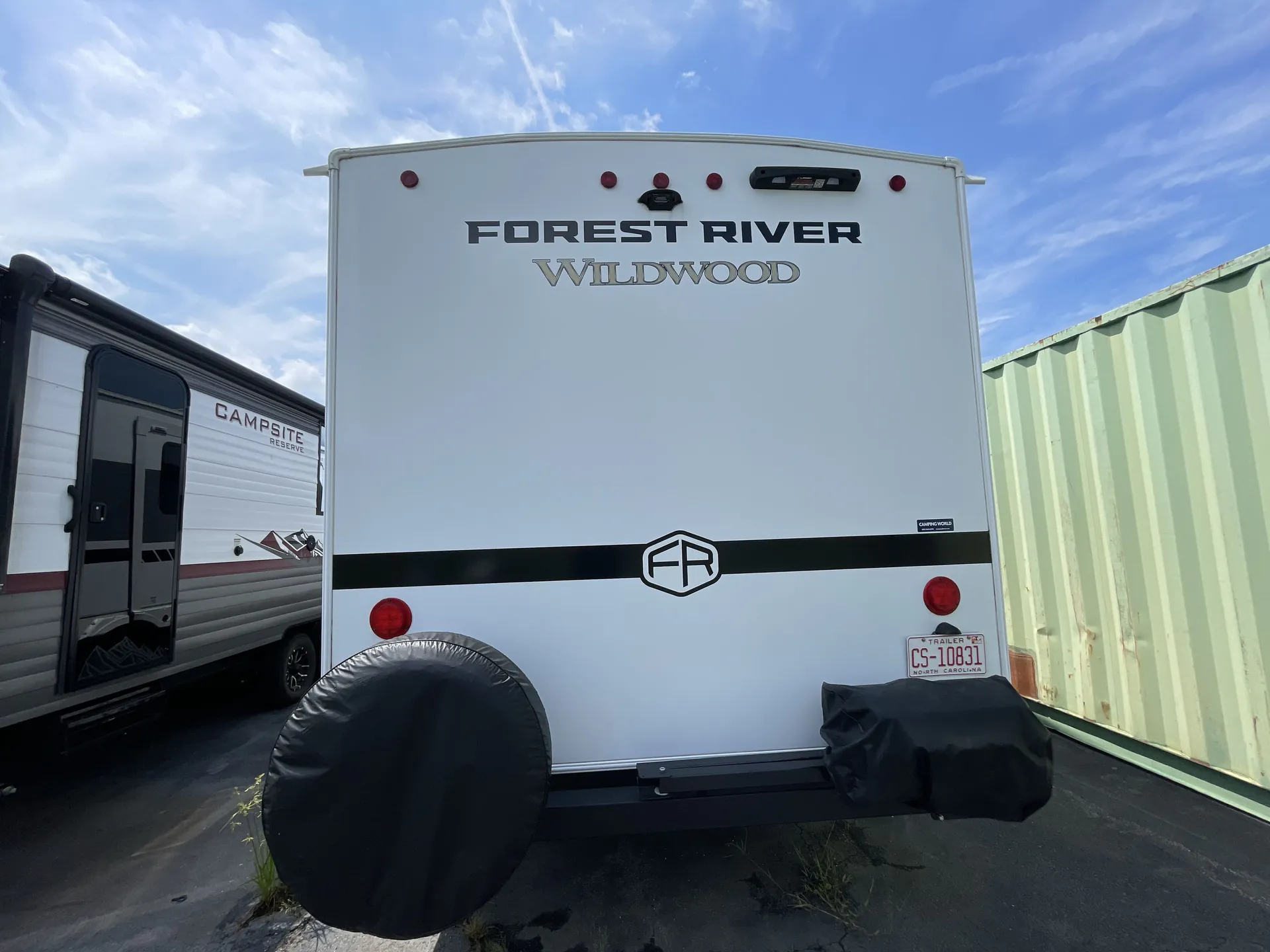 2025 Forest River Wildwood 31KQBTS — backside
