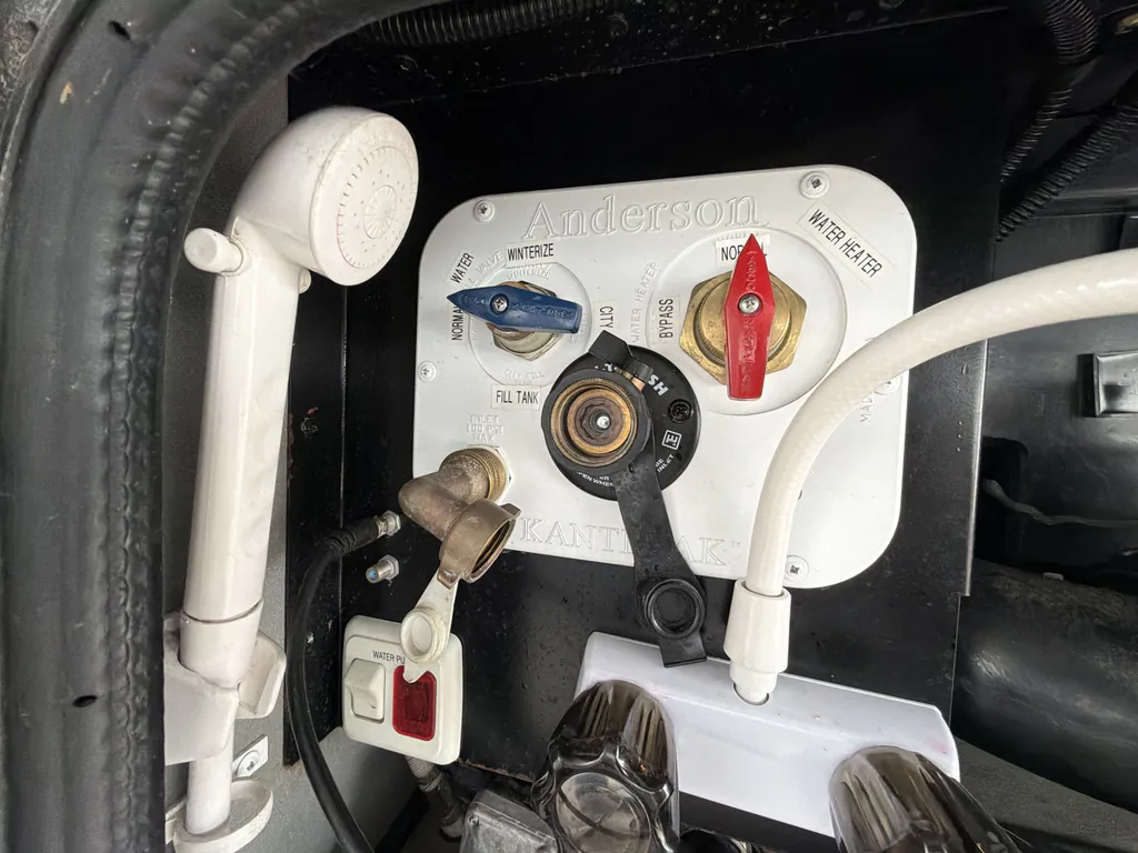 2019 Tiffin Wayfarer 24 FW, Photos photo 26