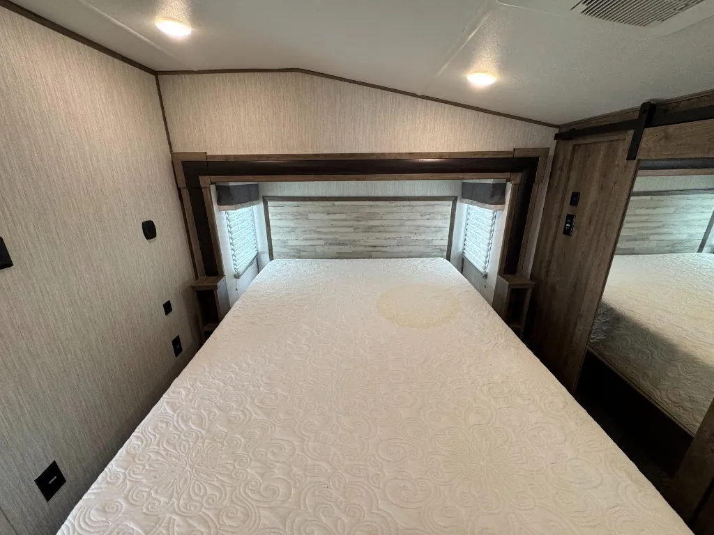 2019 Forest River Sabre 36BHQ, Photos photo 25
