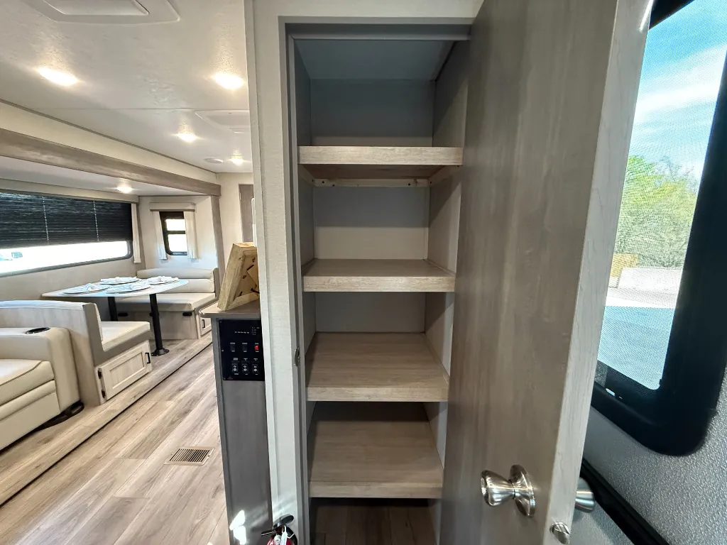 2026 Coachmen Catalina Legacy Edition 333DORM, Photos photo 24