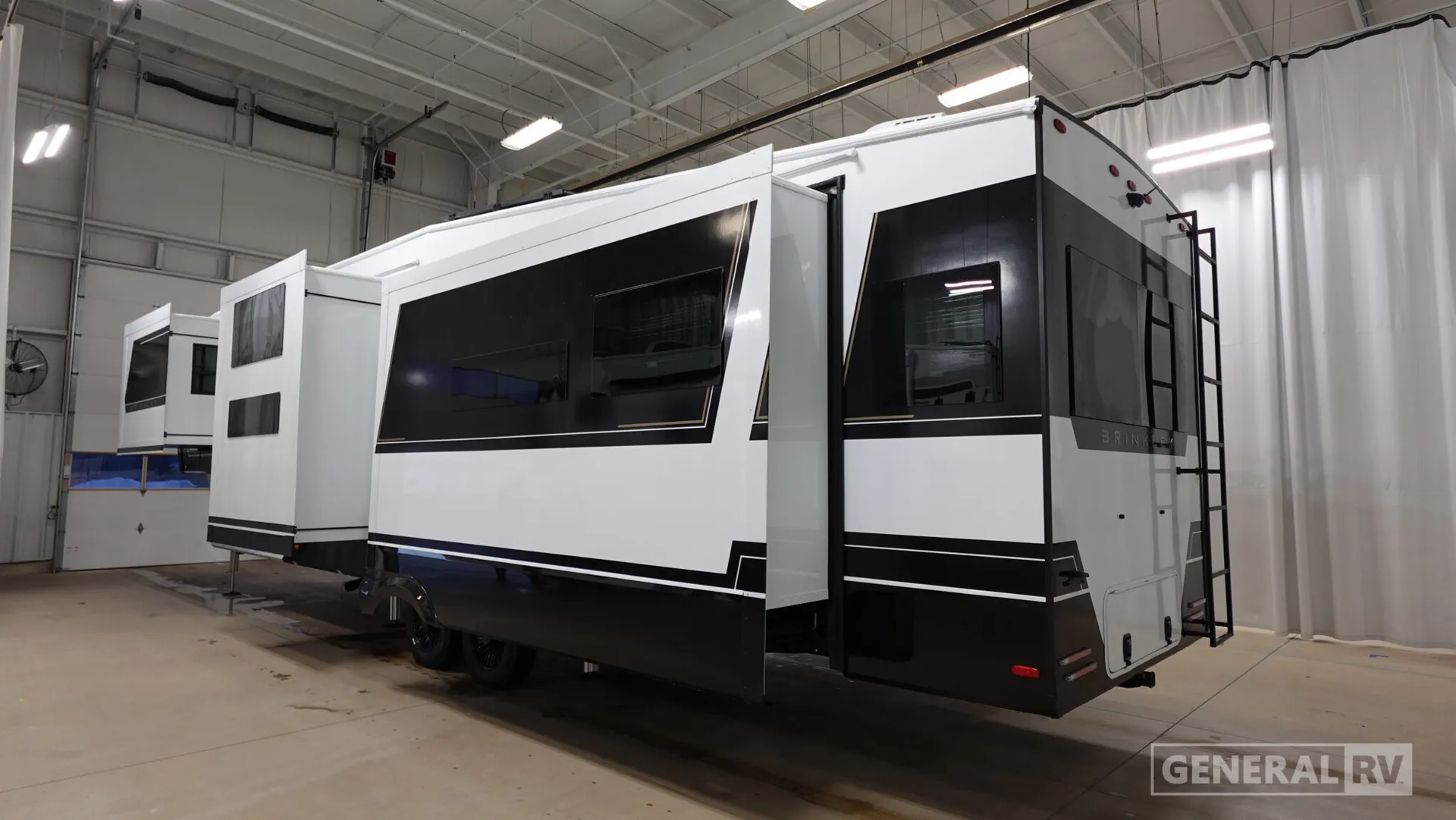 2026 Brinkley Model Z 3610 - Photo 4