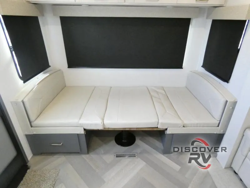2025 Prime Time Crusader 275RDD - Photo 3