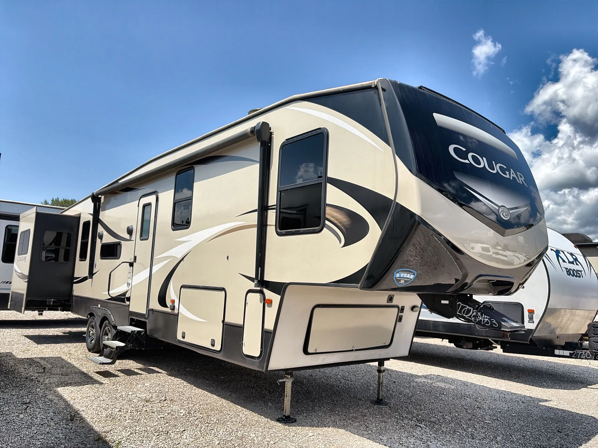 2018 Keystone Cougar 366RDS - Photo 2