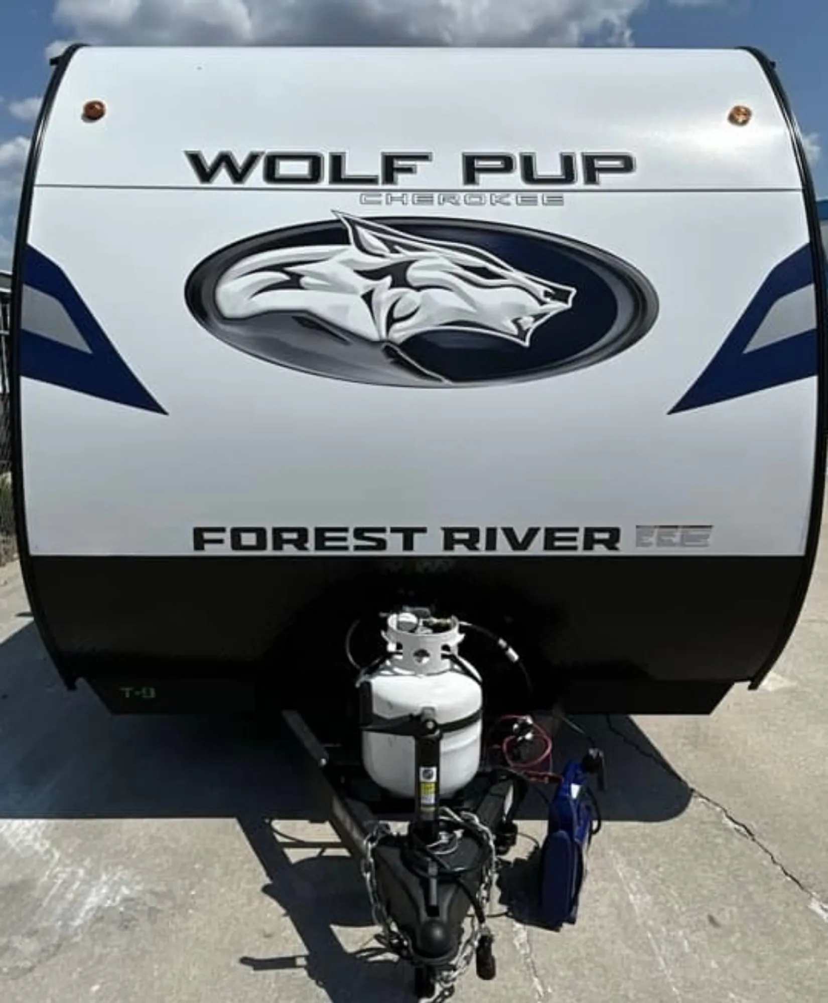2027 Forest River Cherokee Wolf Pup 17SC