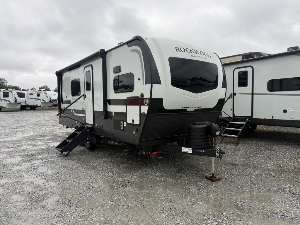 2027 Forest River Rockwood Mini Lite 2523MBR