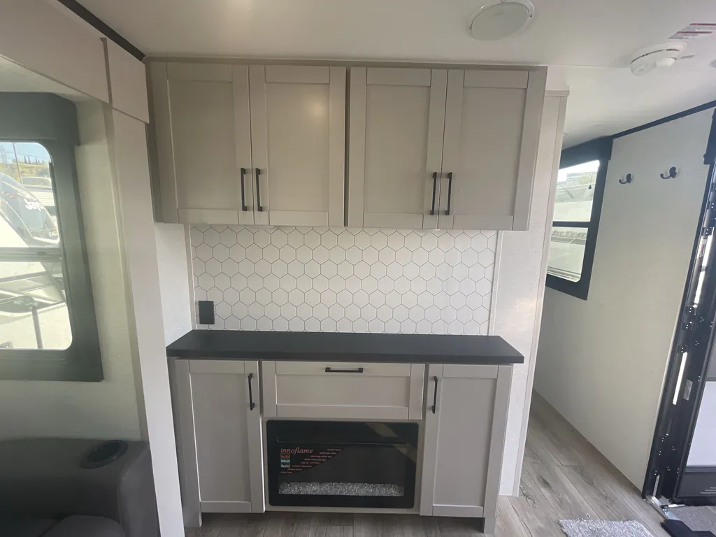 2026 Jayco Jay Feather 29QBH, Photos photo 15