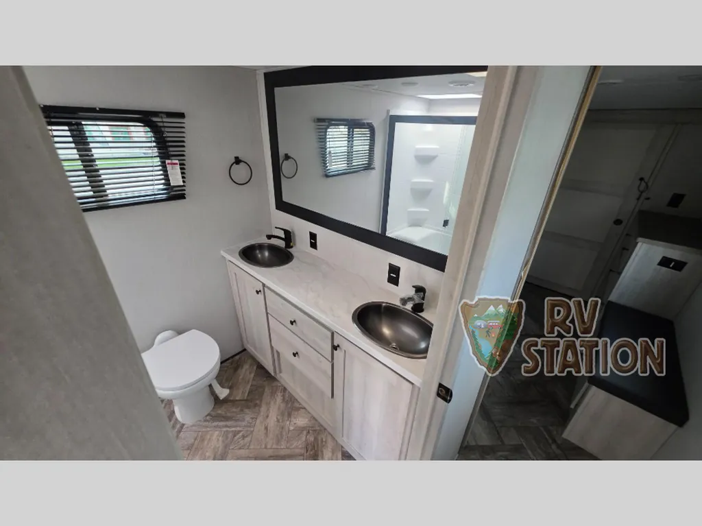 2023 Forest River Wildcat ONE 31RL, Photos photo 18