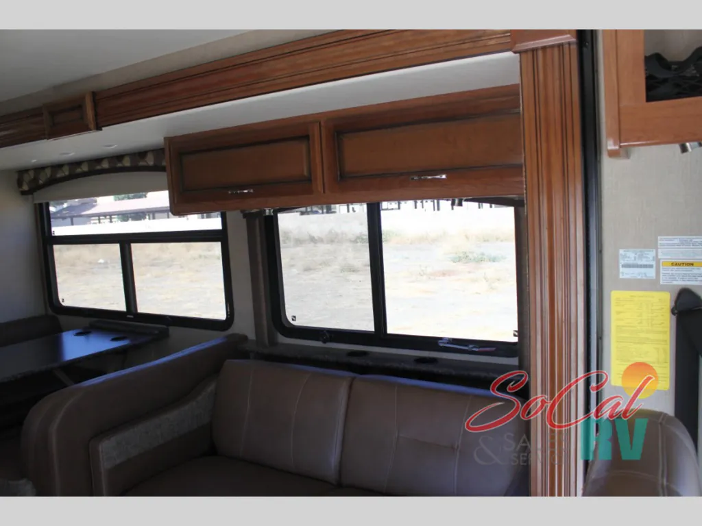 2018 Fleetwood Flair 31A, Photos photo 15