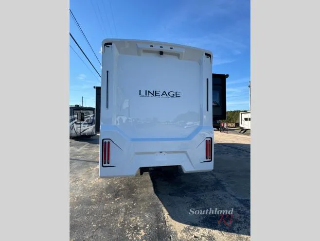 2026 Grand Design Lineage Series F 31ZW - Photo 4