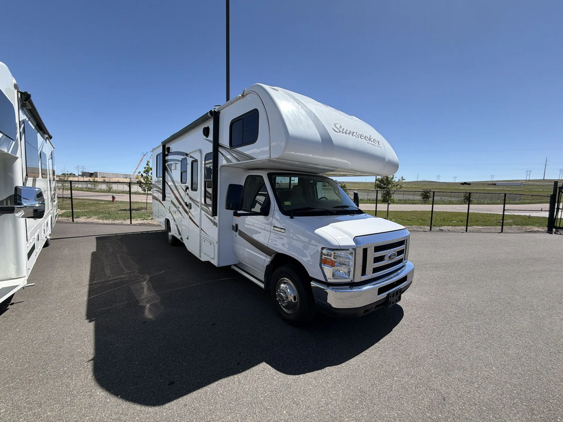 2017 Forest River Sunseeker 2650S - Photo 2