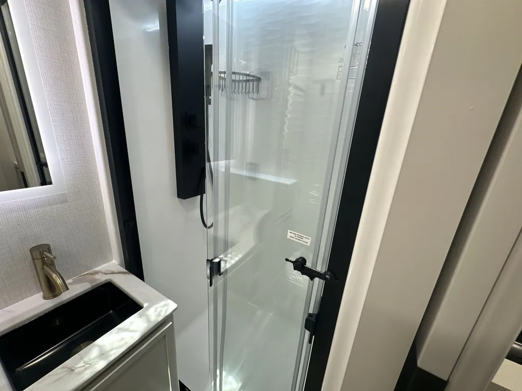 2026 Brinkley Model I 235, Photos photo 8