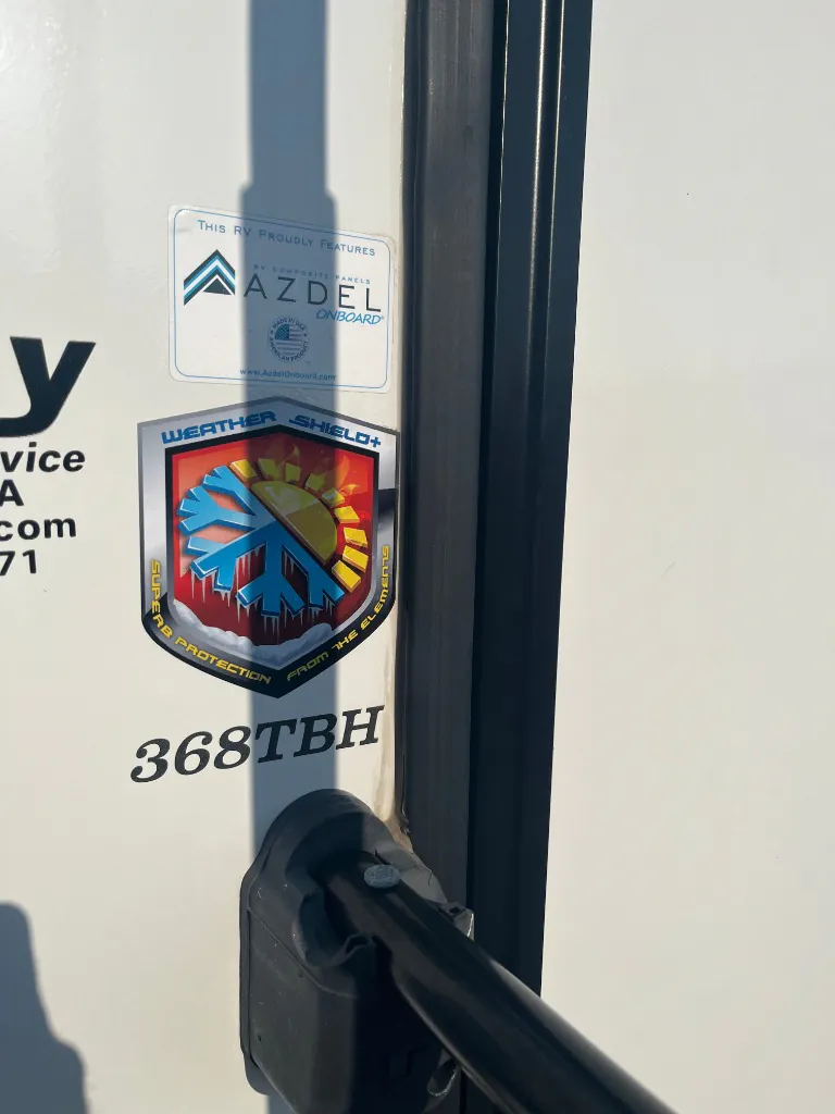 2025 Coachmen Chaparral Lite 368TBH - Photo 3