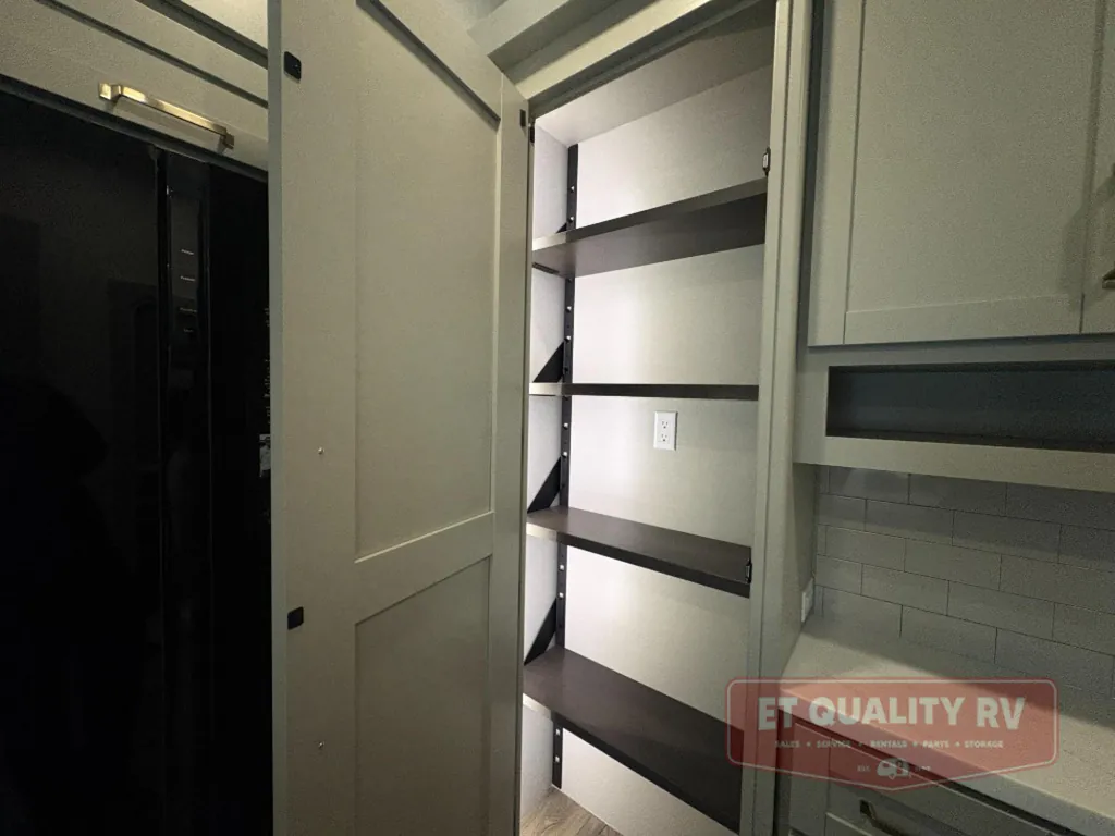 2026 Brinkley Model Z 3600, Photos photo 30