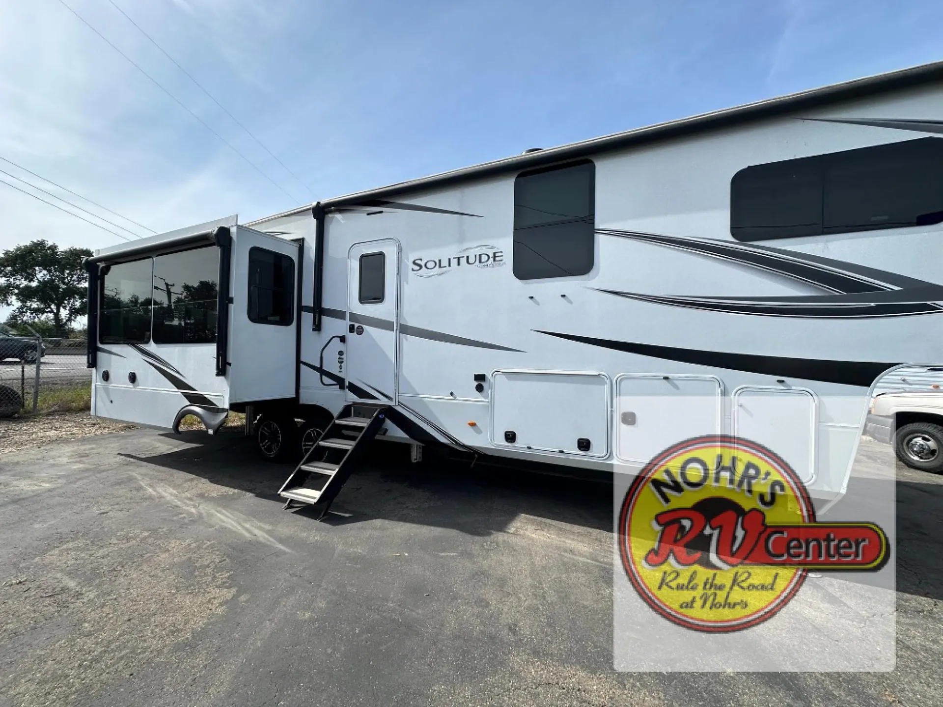 2023 Grand Design Solitude 378MBS - Photo 3