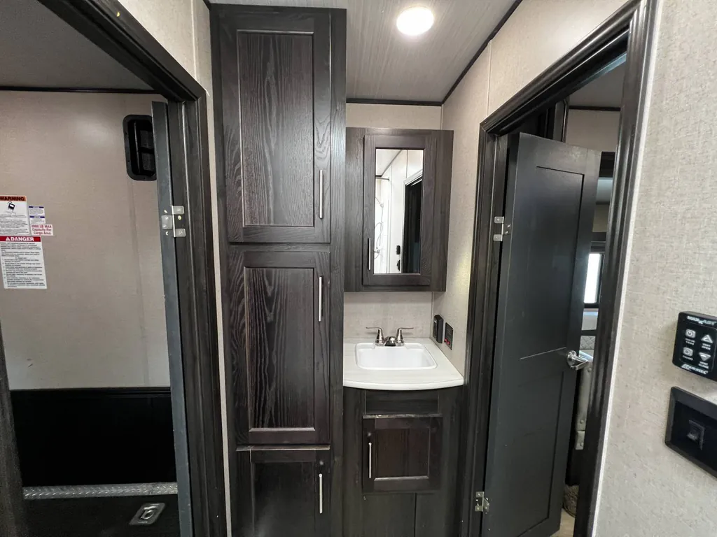2019 Forest River XLR Hyperlite 30HDS, Photos photo 29
