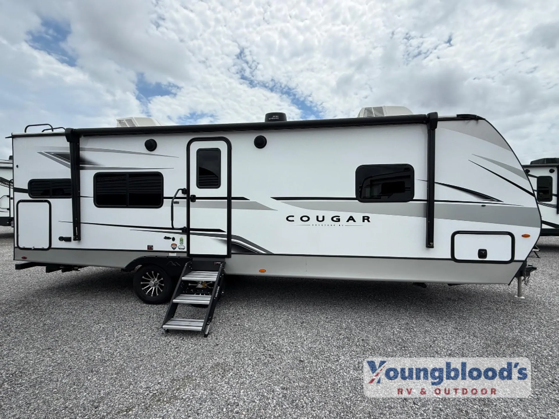 2024 Keystone Cougar 25MLE - Photo 3