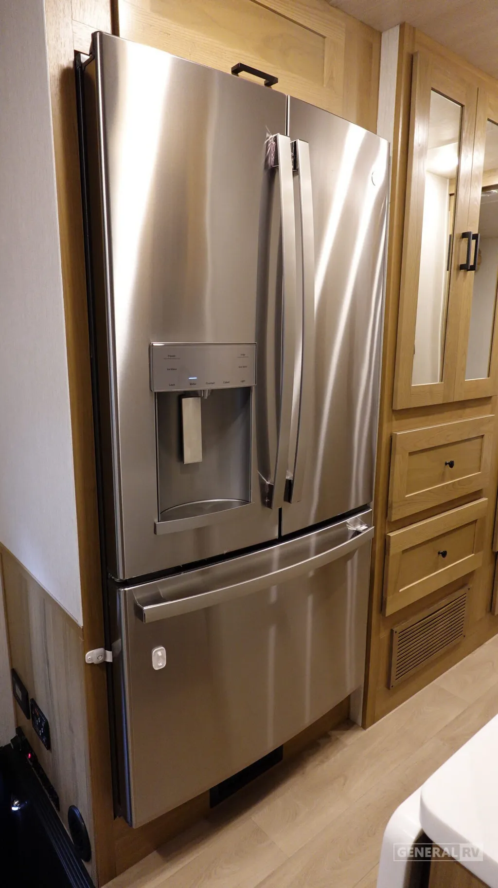 2027 NeXus RV Ghost 33DS, Photos photo 22