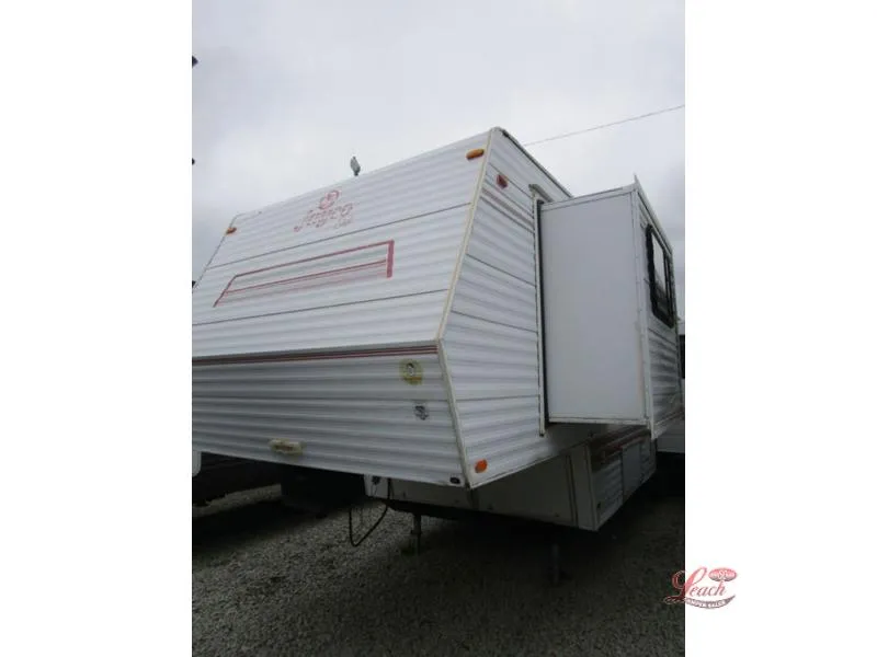 1997 Jayco Eagle 323RK - Photo 2