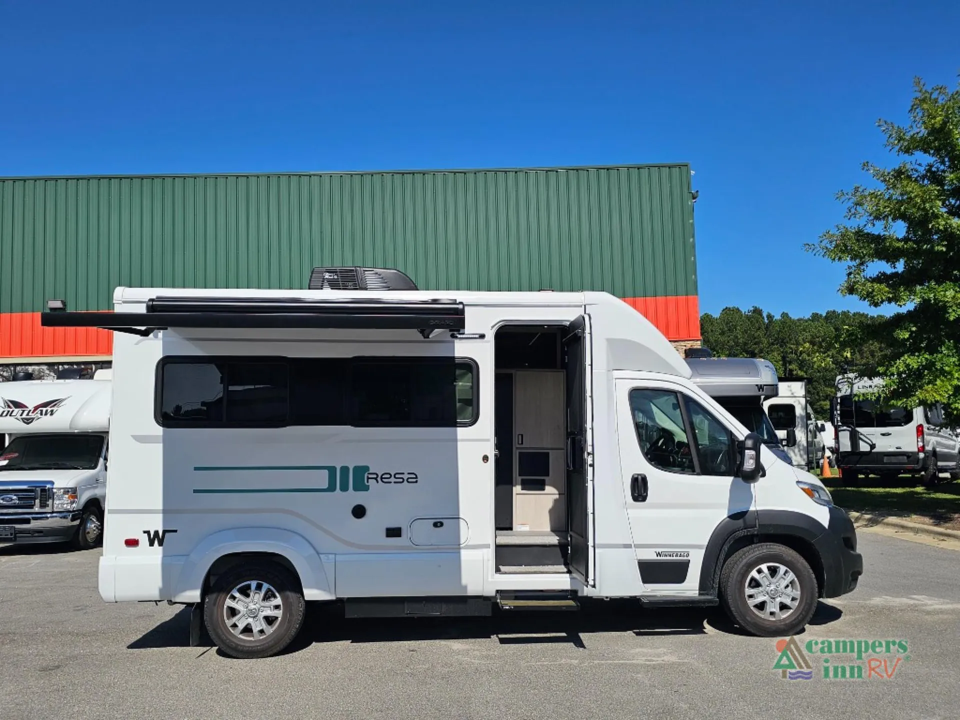 2027 Winnebago Resa 19DC - Photo 4