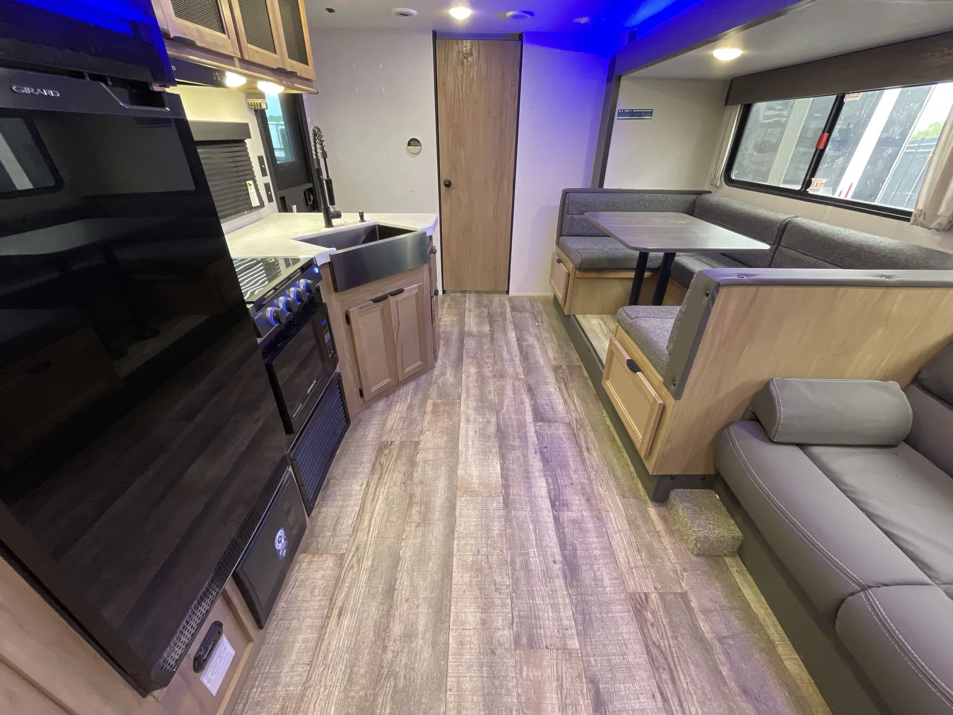 2024 Forest River Cherokee Grey Wolf Black Label 29QBBL — living area main