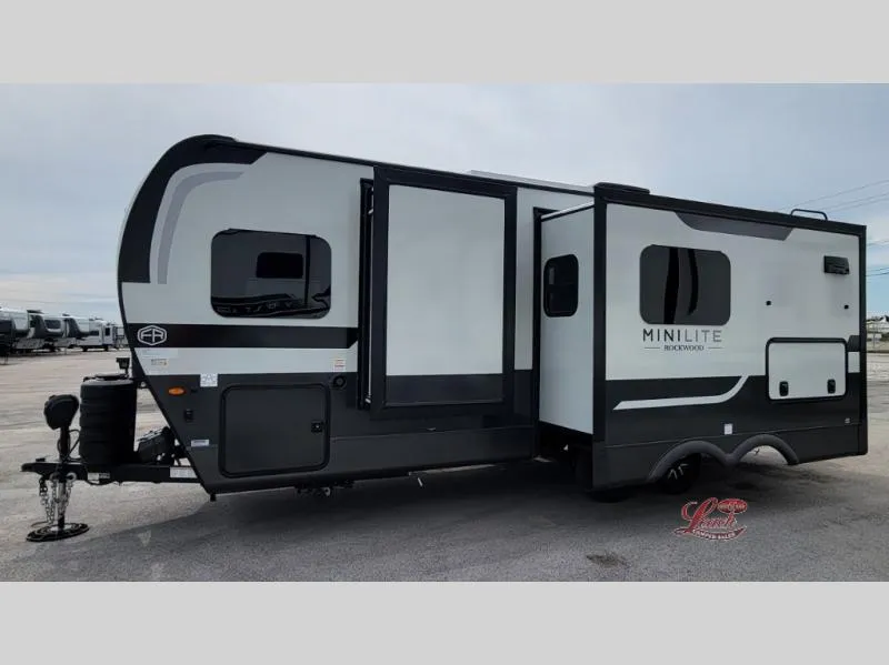 2026 Forest River Rockwood Mini Lite 2522FB - Photo 3