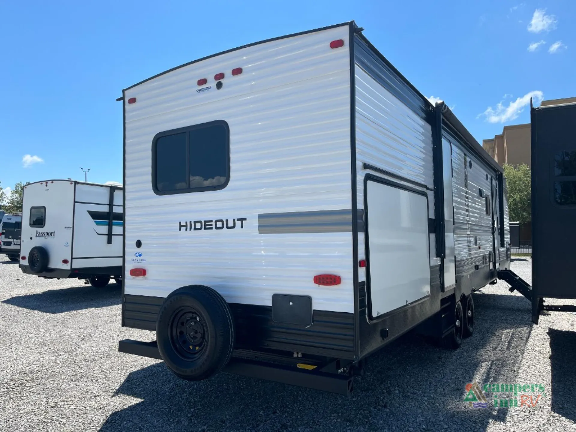2022 Keystone Hideout 318BR - Photo 3