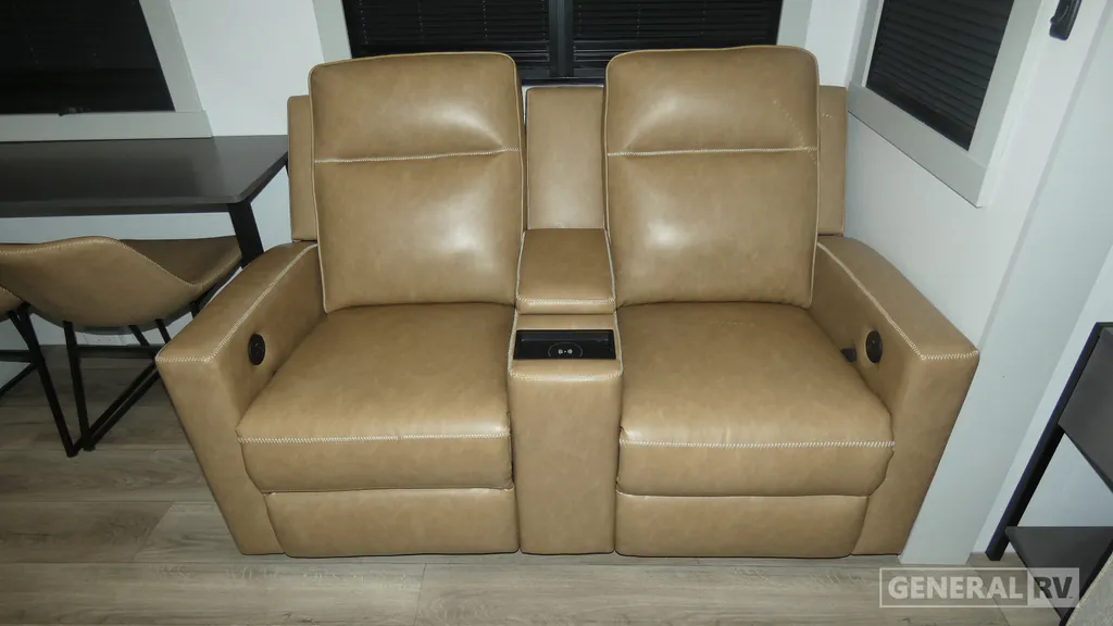 2025 Brinkley Model Z 3100, Photos photo 22