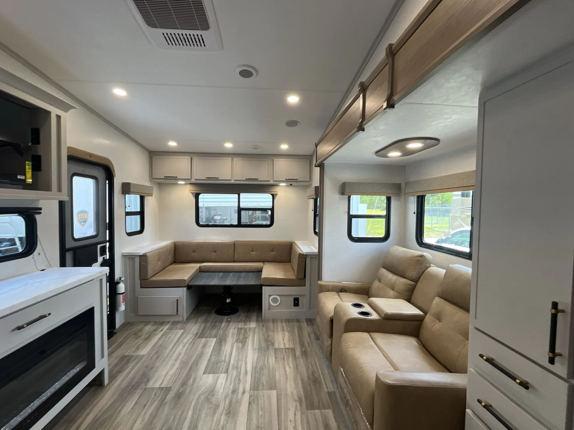 2026 Dutchmen Astoria 250RD — living area main