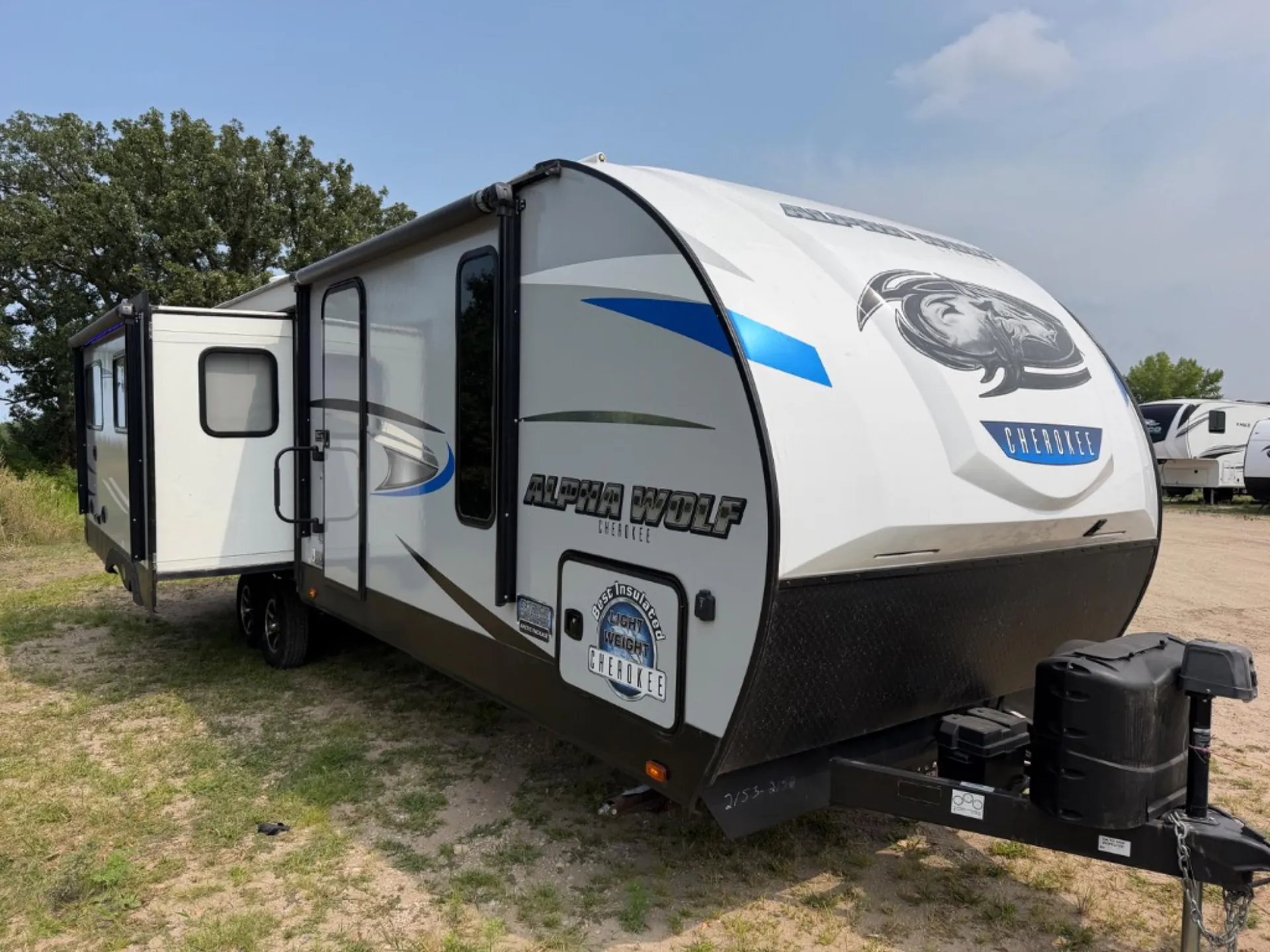 2019 Forest River Cherokee Alpha Wolf 26RL - Photo 2
