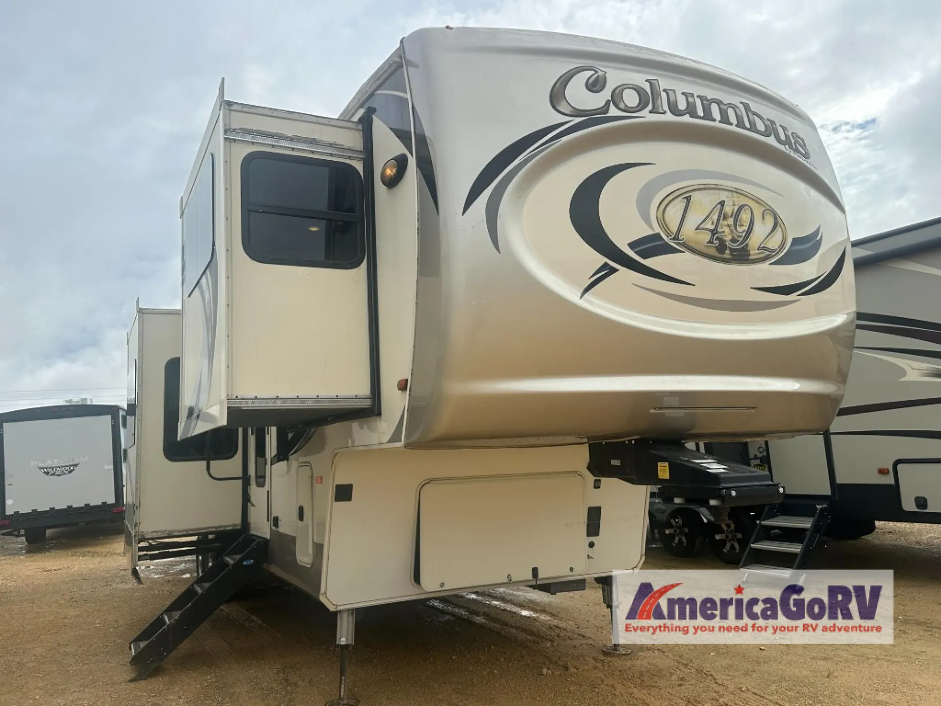 2019 Palomino Columbus 1492 389FL - Photo 2