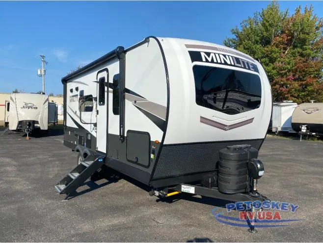2025 Forest River Rockwood Mini Lite 2214S - Photo 4