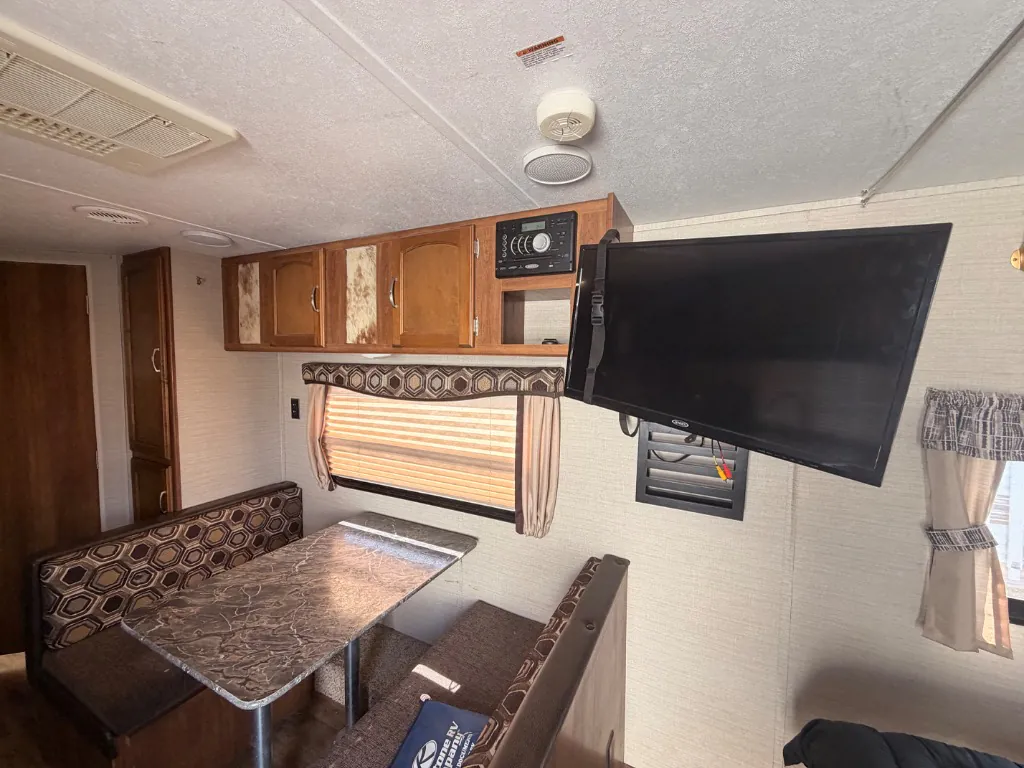 2016 Keystone Springdale 220BHWE, Photos photo 20