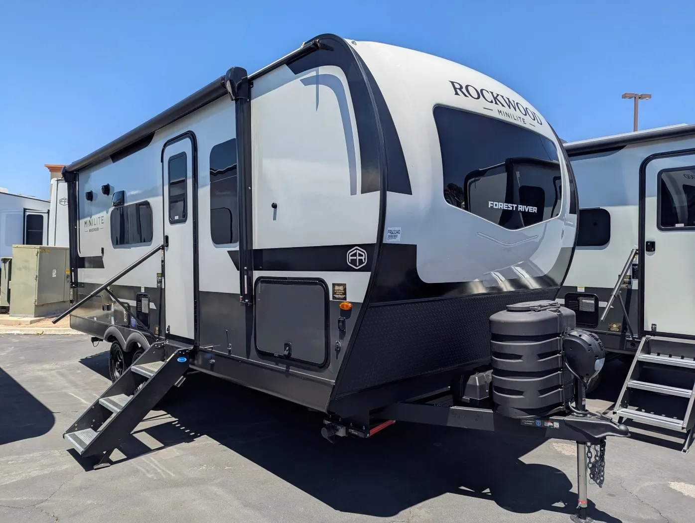 2026 Forest River Rockwood Mini Lite 2214S - Photo 2