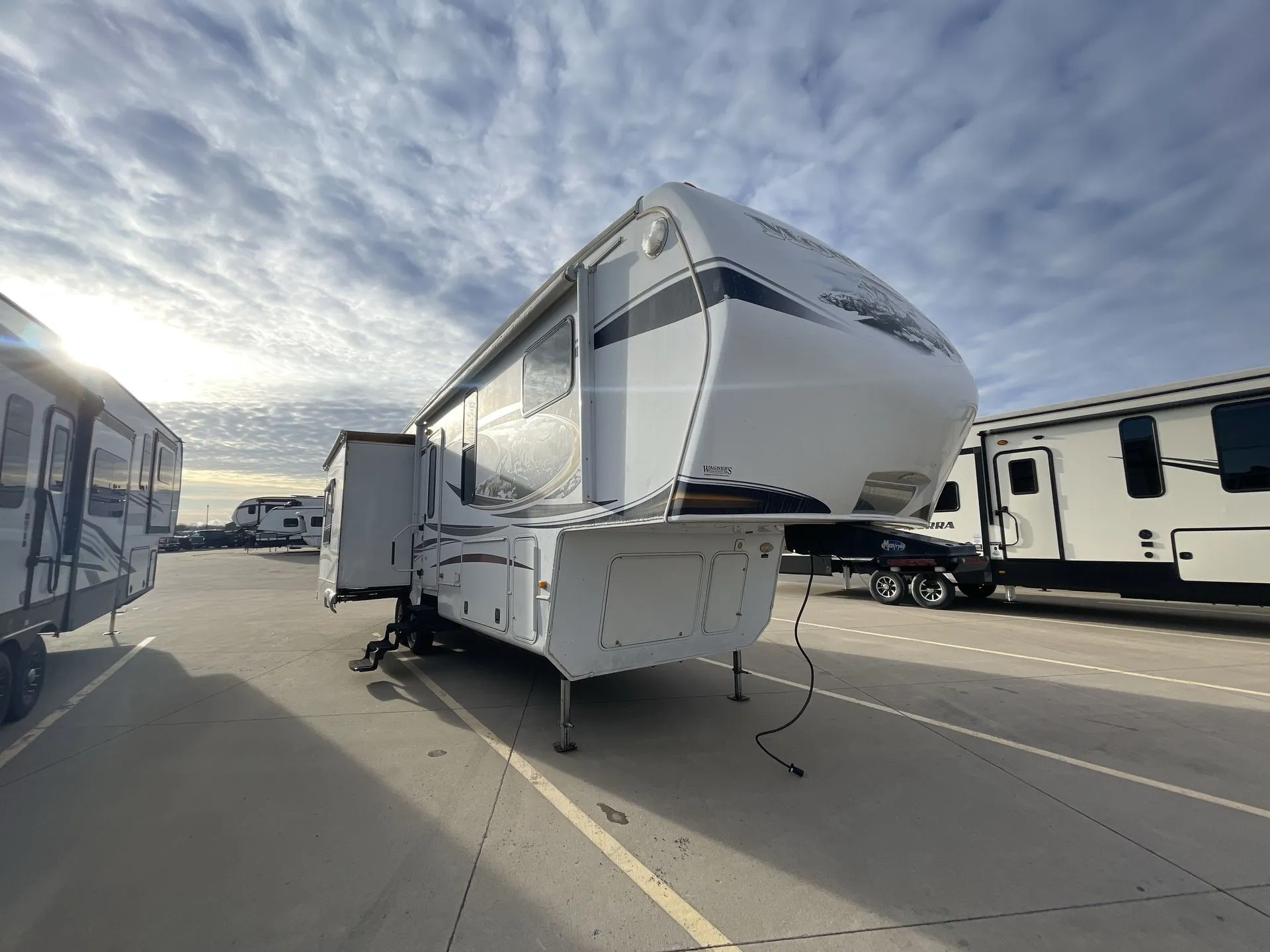 2013 Keystone Montana 3100RL - Photo 3