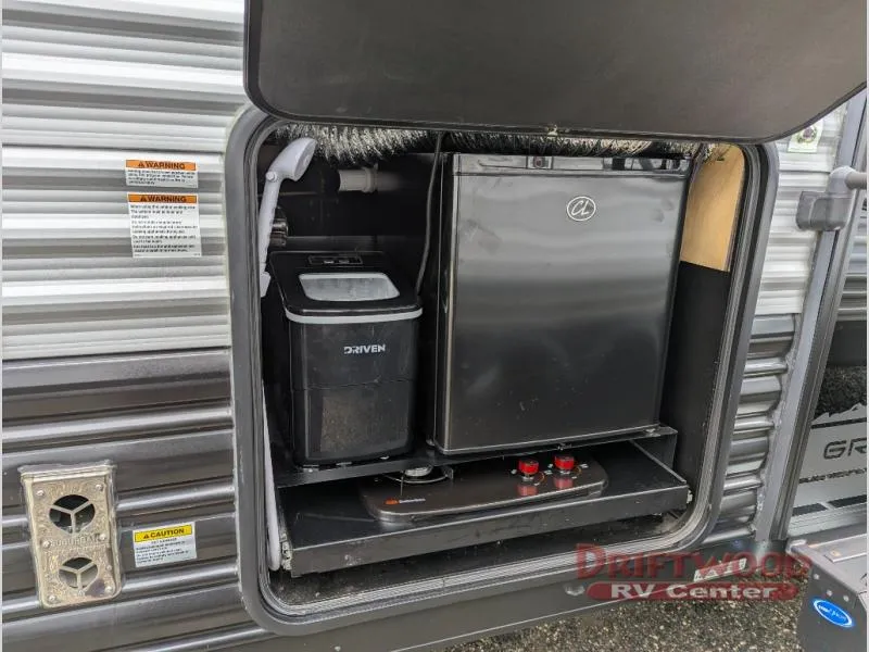 2022 Forest River Cherokee Grey Wolf 26DBH - Photo 4