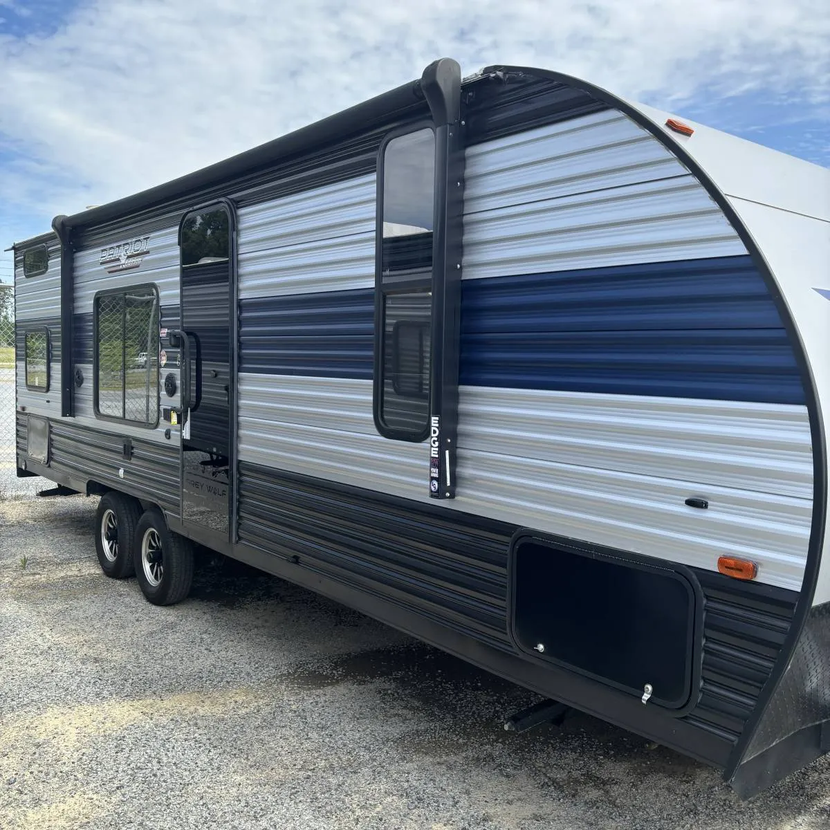 2022 Forest River Cherokee Patriot Edition 26DJSE - Photo 3