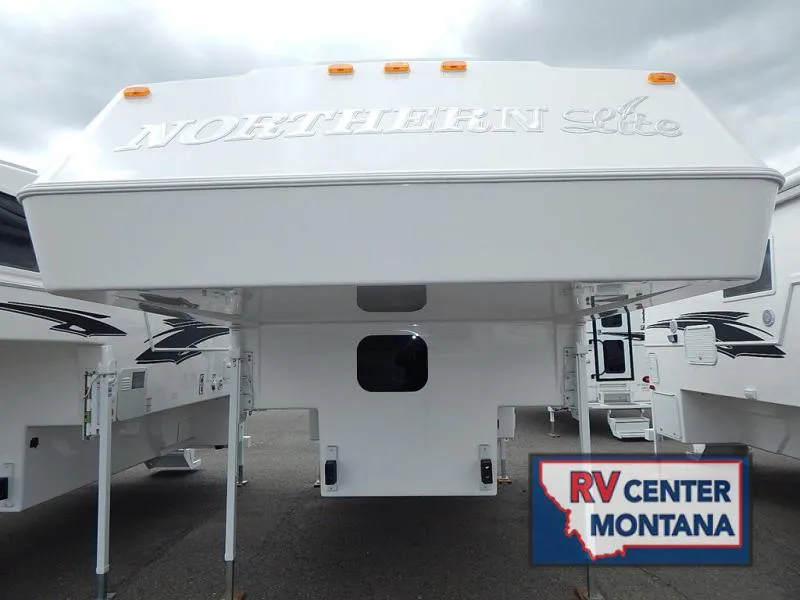 2025 Northern Lite Limited Edition 9-6LEWB - Main photo