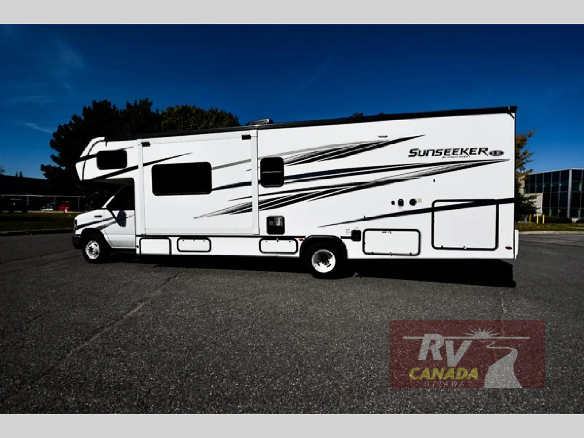 2024 Forest River Sunseeker LE 3250DSLE — Photo 7