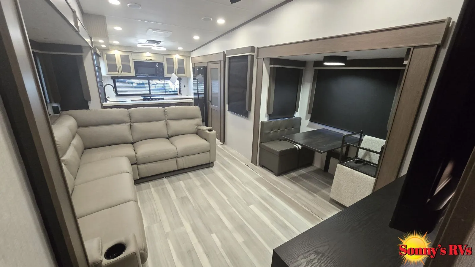 2026 Keystone Cougar 350LLK - Photo 4