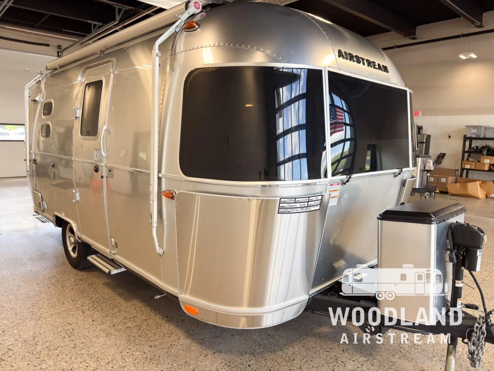 2023 Airstream Caravel 20FB - Photo 2