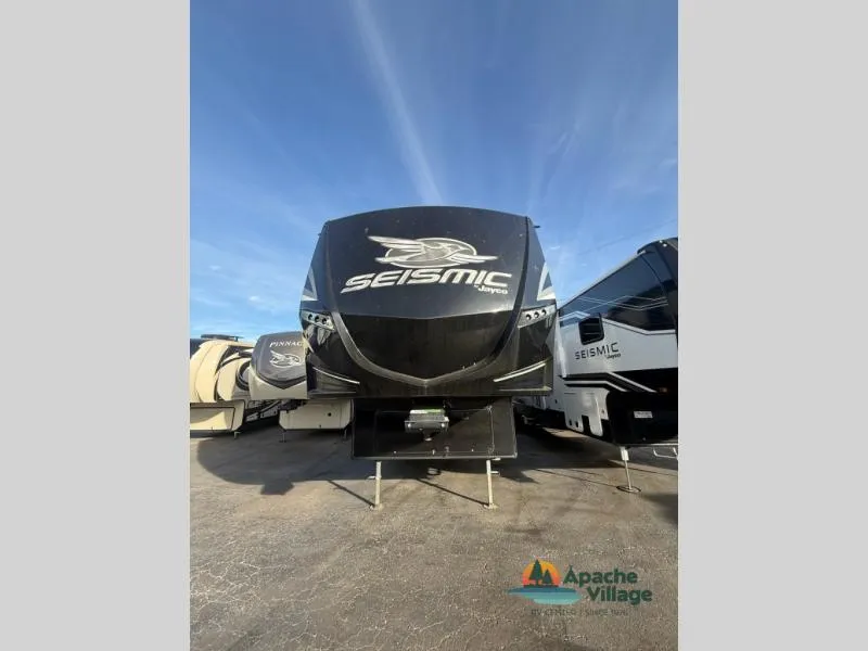 2019 Jayco Seismic Used    4013 - Photo 2