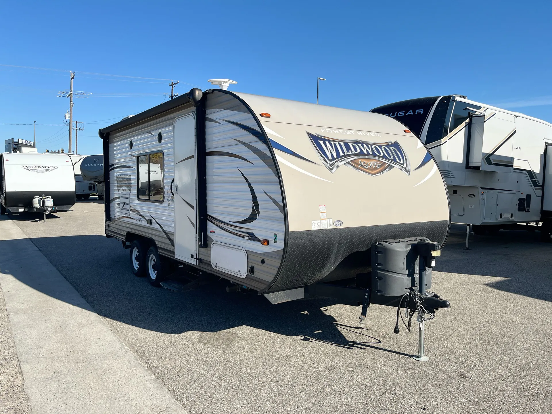2017 Forest River Wildwood X-Lite 201BHXL