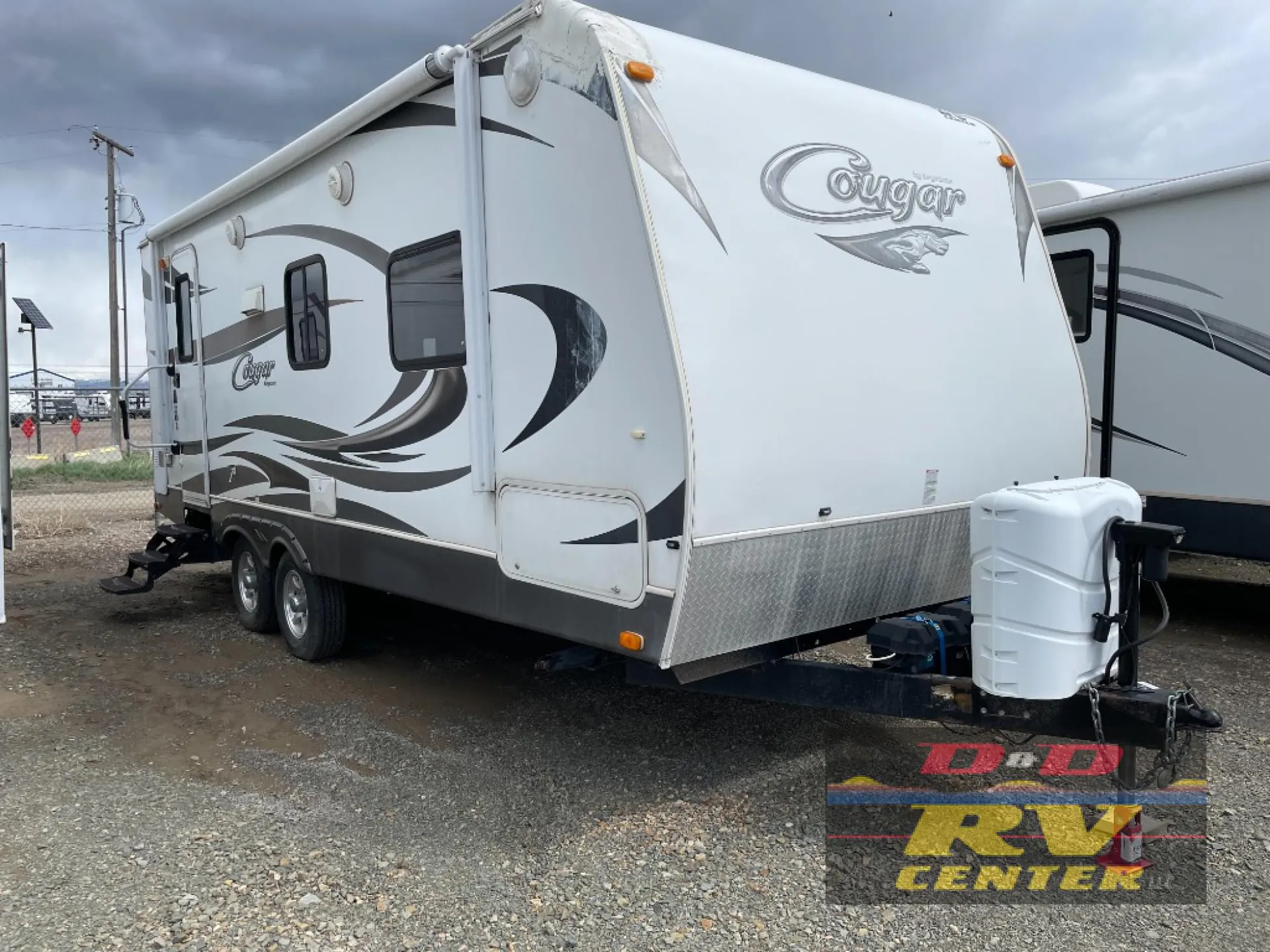 2012 Keystone Cougar Half-Ton Series 21RBSWE - Photo 2