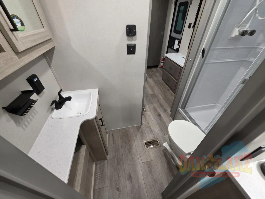2026 Coachmen Catalina Legacy Edition 333DORM, Photos photo 22