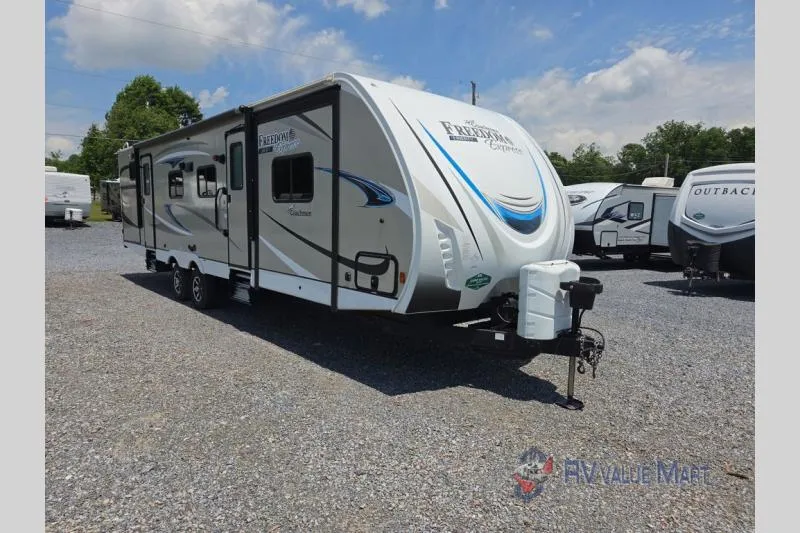 2024 Coachmen RV Freedom Express Liberty Edition 321FEDS - Photo 2