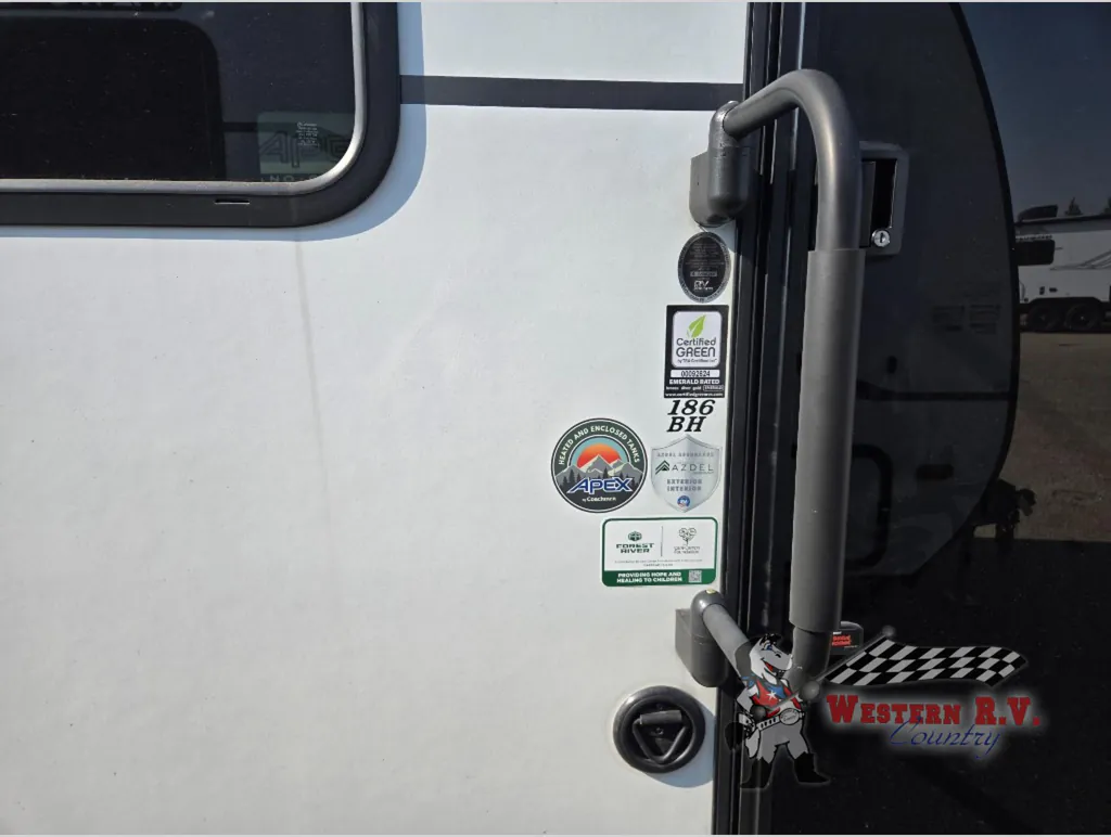 2027 Coachmen Apex Nano 186BH, Photos photo 2